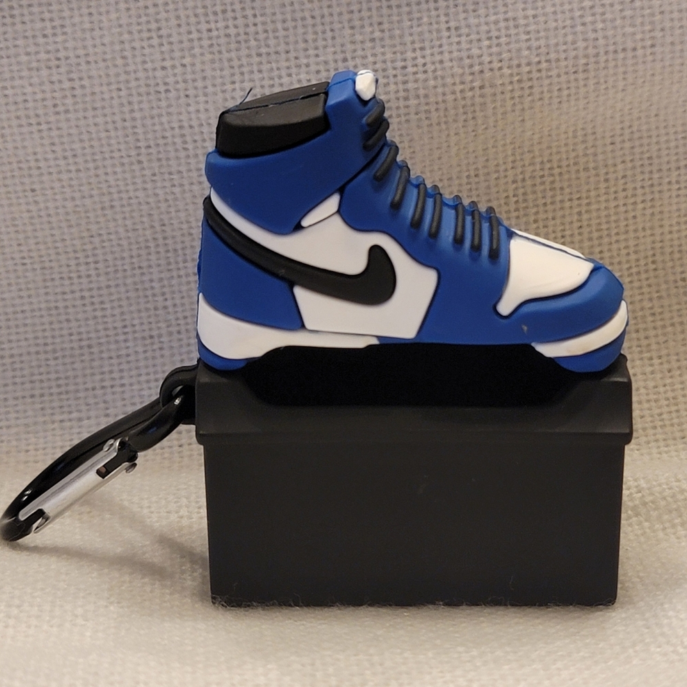 Jordan Airpod Pro Case - Picture 2 of 2